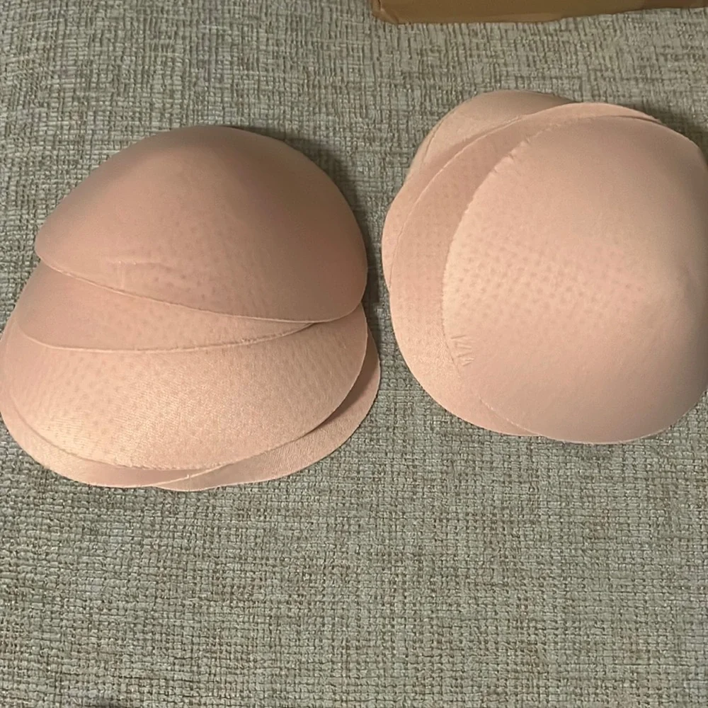 lululemon athletica Nude/Blush Bra Inserts 12/14